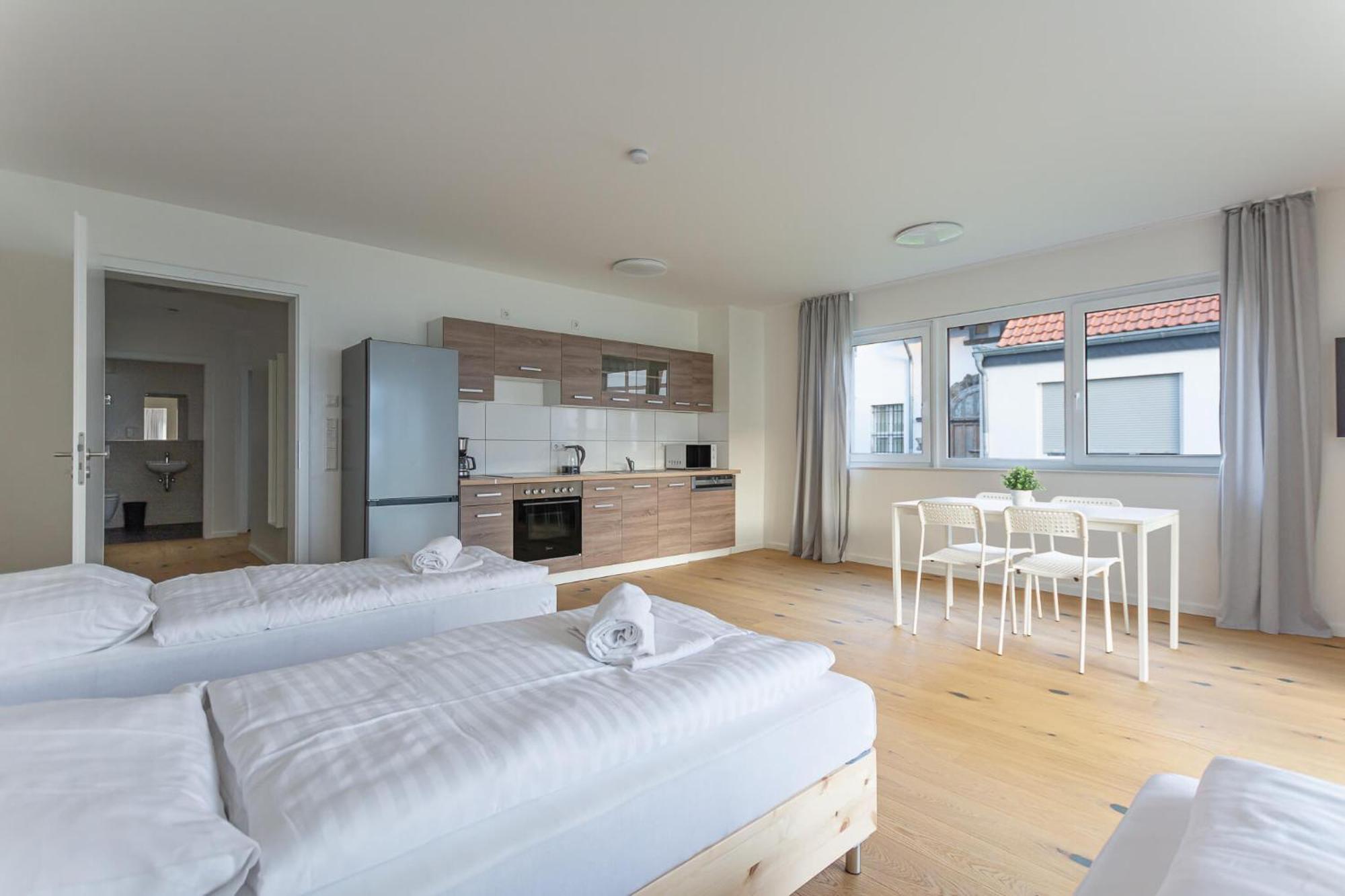 T&K Apartments - Bergisch Gladbach - 7 Comfortable Apartments - 20 Min To Fair Messe Cologne Eksteriør billede